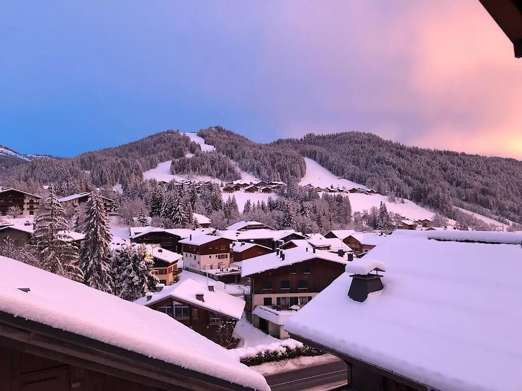 Chalet 500 M Du Village Et Du Front De Neige Les Gets