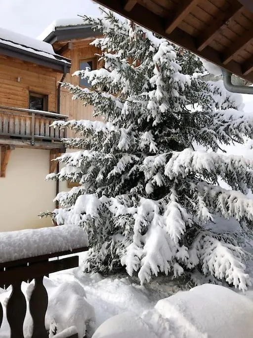 Chalet 500 M Du Village Et Du Front De Neige Les Gets France